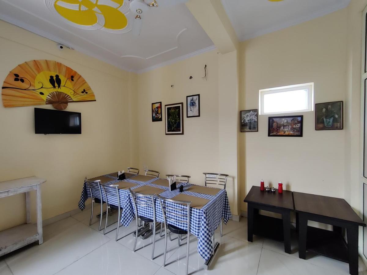 Ubex Home Rishīkesh Екстериор снимка